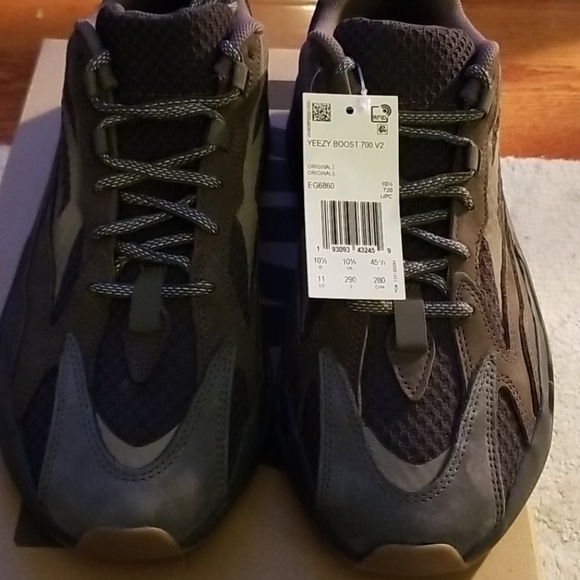 Yeezy Other - ‼Adidas Yeezy Boost sneakers